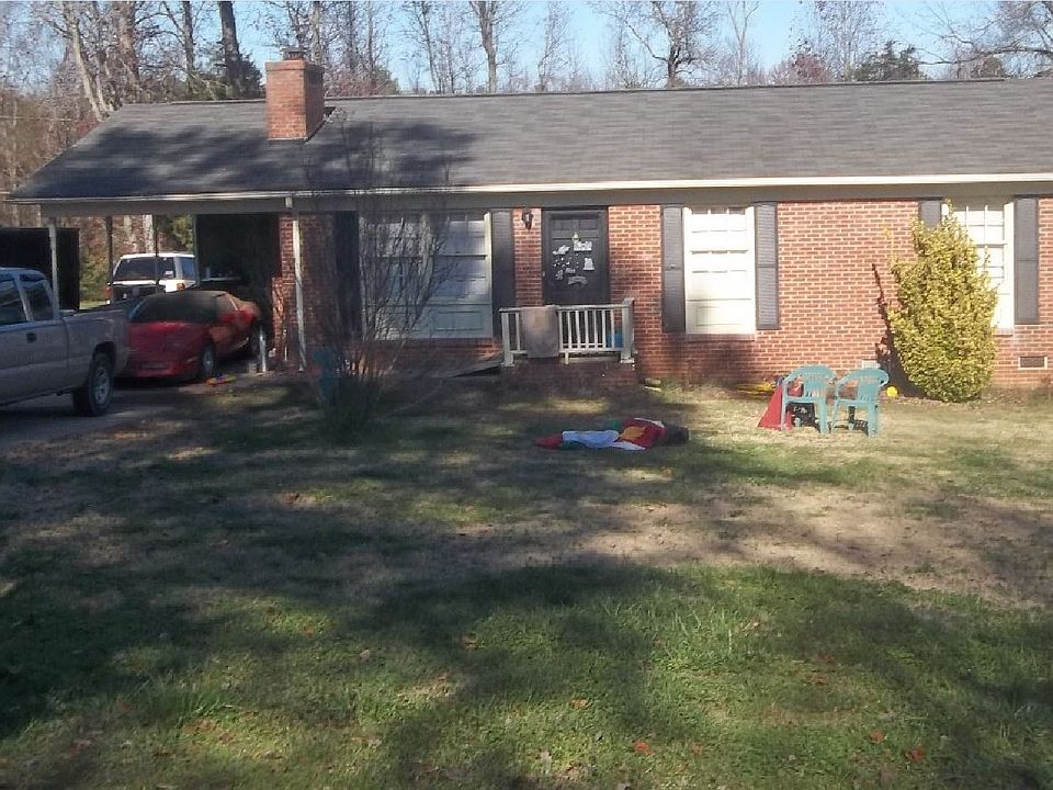 1st image of 402 Pam Dr