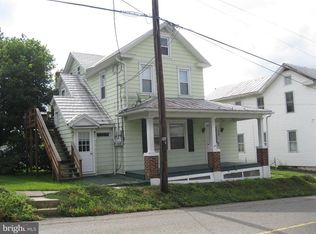 15 S Market St, New Ringgold, PA 17960