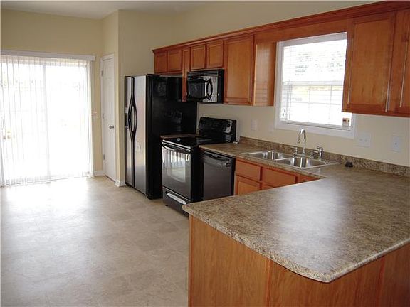 2nd image of 176 Alexander Blvd