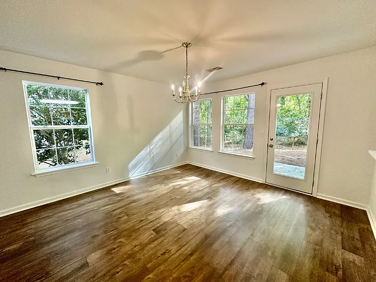 383 Gardners Cir #SR — Photo 5