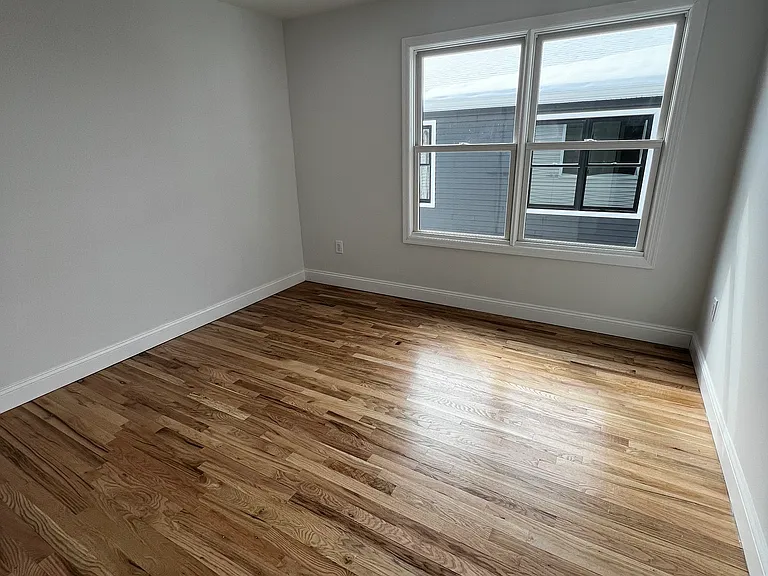 89 Thurton Pl #1 — Photo 15