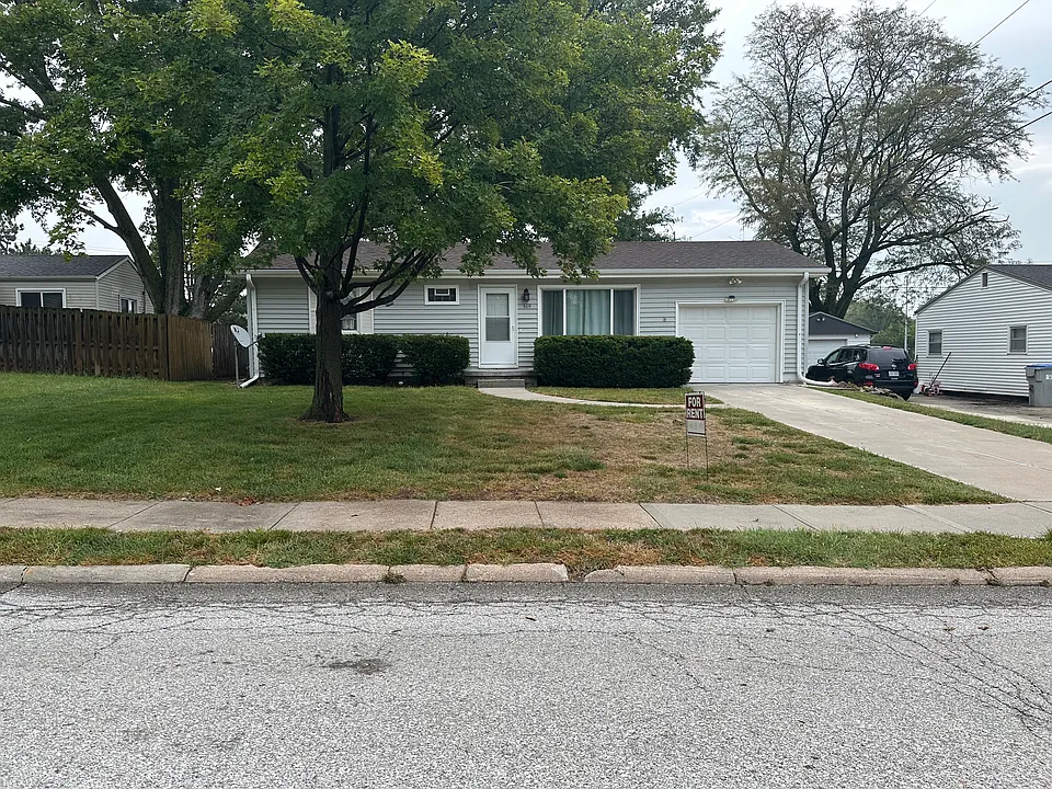 309 Pontiac Dr