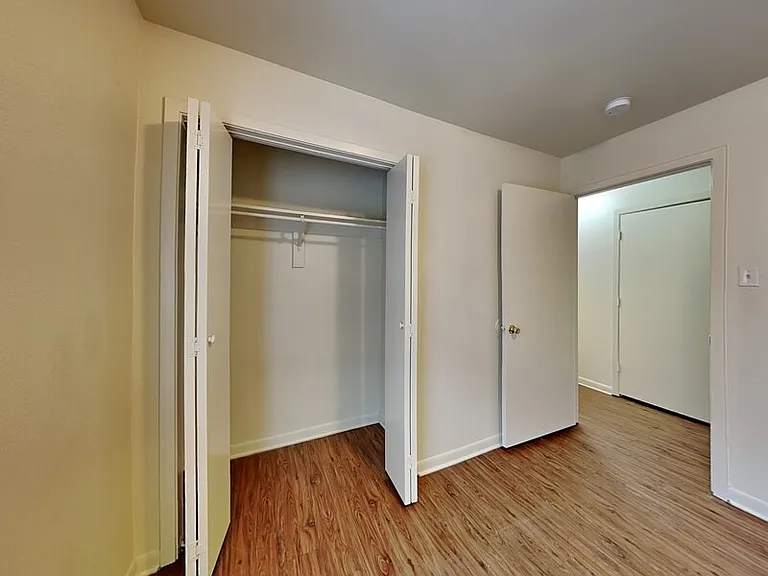 2955 Loving Ave — Photo 15