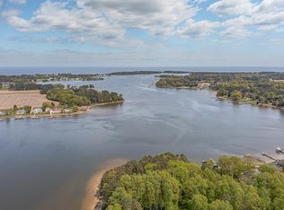 000 Bridge Creek Cir, Reedville, VA 22539