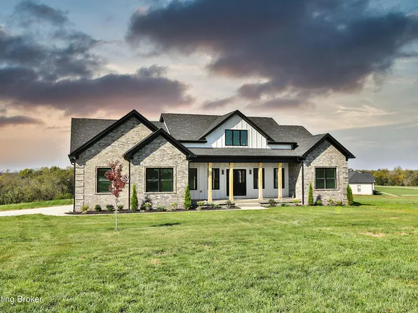 449 S Stallard Dr, Shelbyville, KY 40065