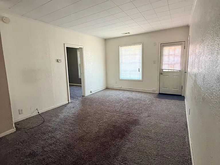 827 Colburn St #2 — Photo 2