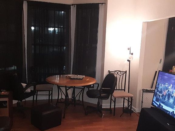 2nd image of 126 E Vermont St #301