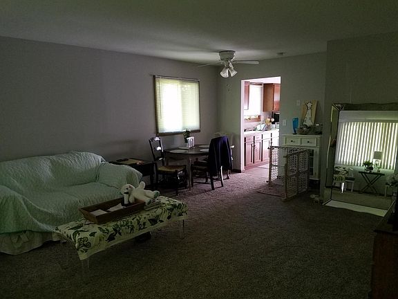 2nd image of 1529 Pebblewood Dr #1529