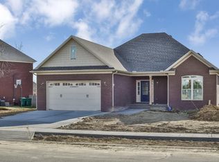 649 Ashbourne Dr, Shelbyville, KY 40065