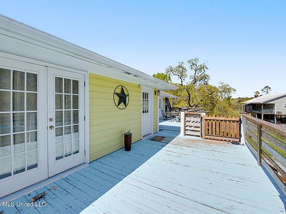 4th image of 10097 Old Nicholson Rd