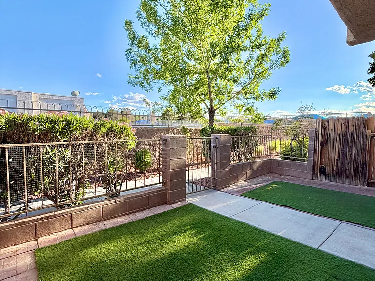6477 Little Pine Way — Photo 8