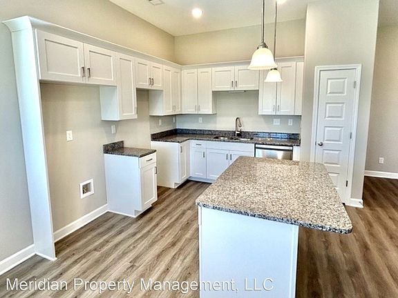 3rd image of 8770 Kennesaw Dr