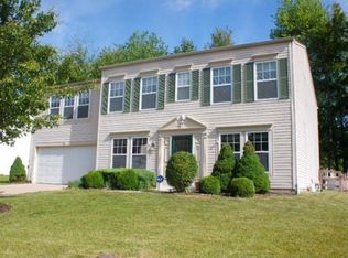 60 Wooded Ridge Dr, Amelia, OH 45102