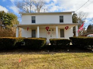 56 Willow St, Cheshire, CT 06410