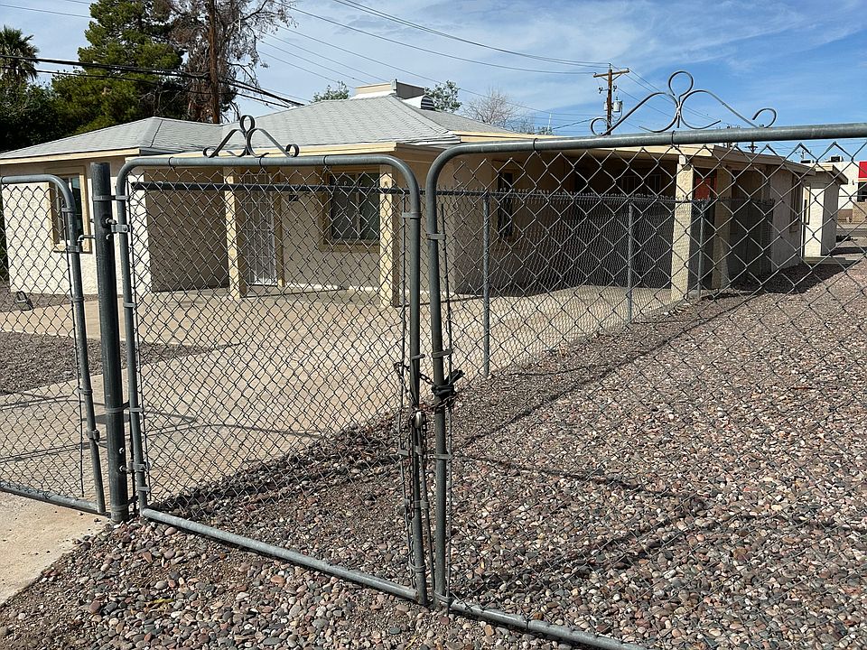 2nd image of 1214 S Jean Elizabeth Pl