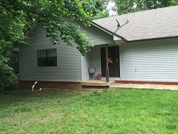 2nd image of 200 Candlewick Dr