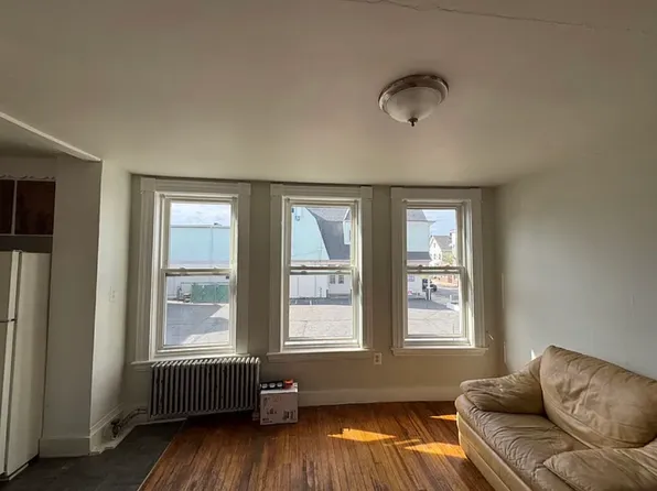 6 Jefferson St, Winthrop, MA
