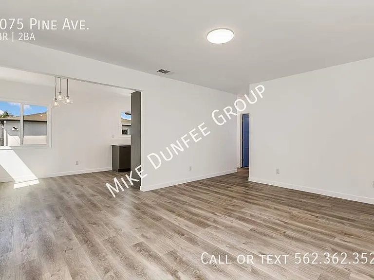2075 Pine Ave — Photo 4