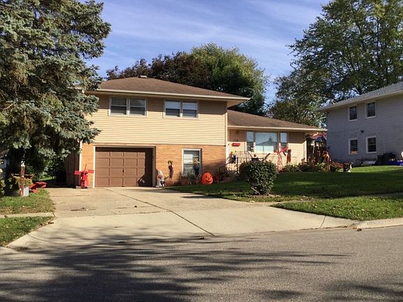 4th image of 2308 Wyoming Dr