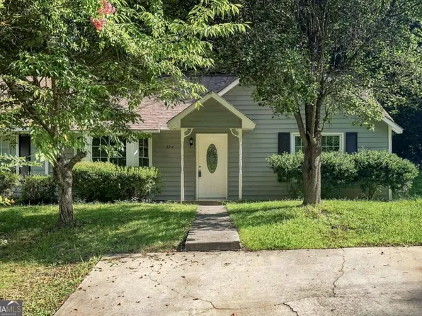 324 Farm Place Ct NE, Woodstock, GA 30188