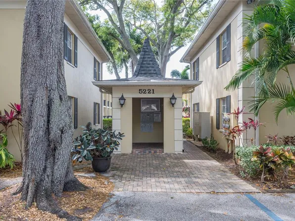 5221 S Bayshore Blvd #33, Tampa, FL 33611