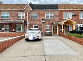 13322 Peconic St, Ozone Park, NY 11417