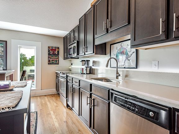 5th image of 2525 College St APT 1205