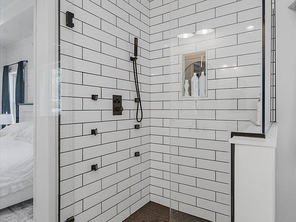 30th image of 8212 Barker Rd