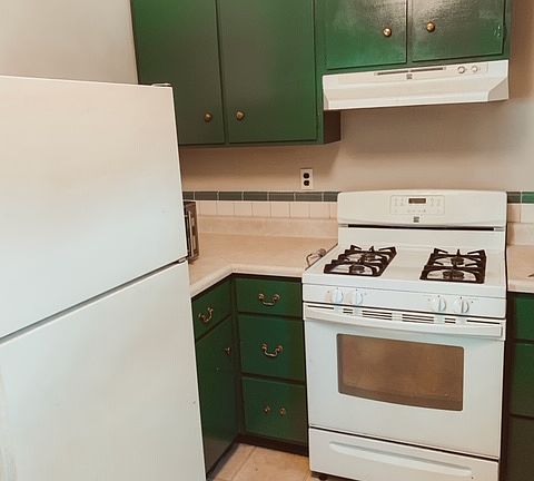 5th image of 817 N Castello St