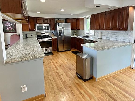 2nd image of 8156 Parma Cir