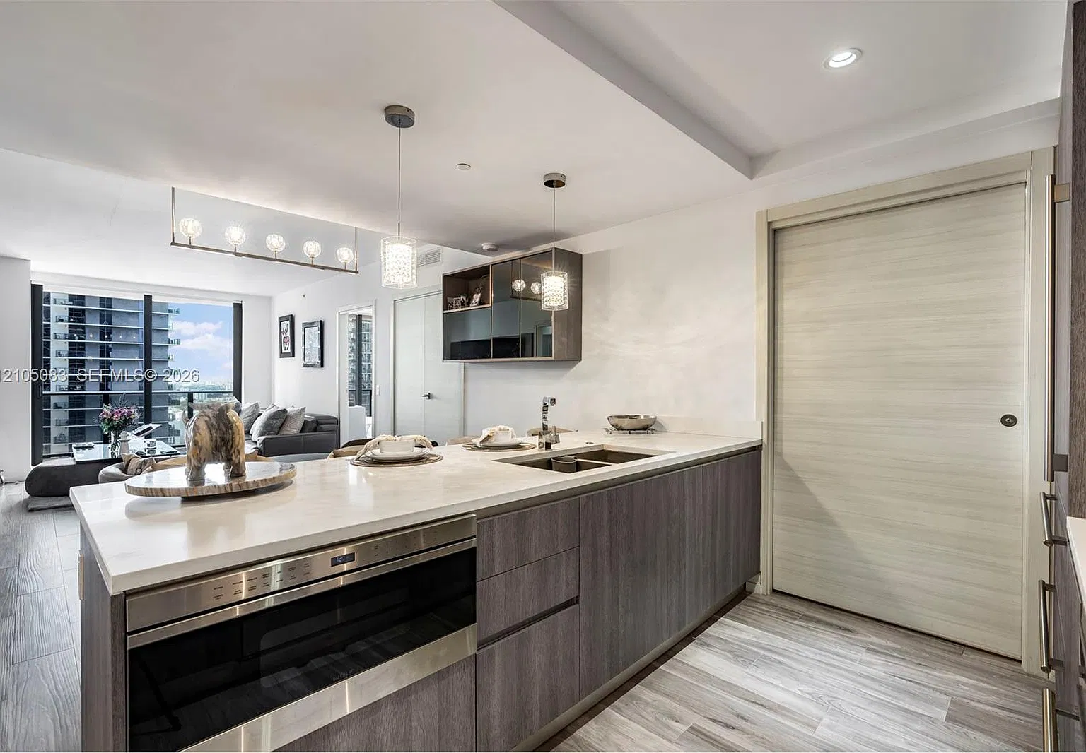 801 Sma Residences Condo — Photo 3