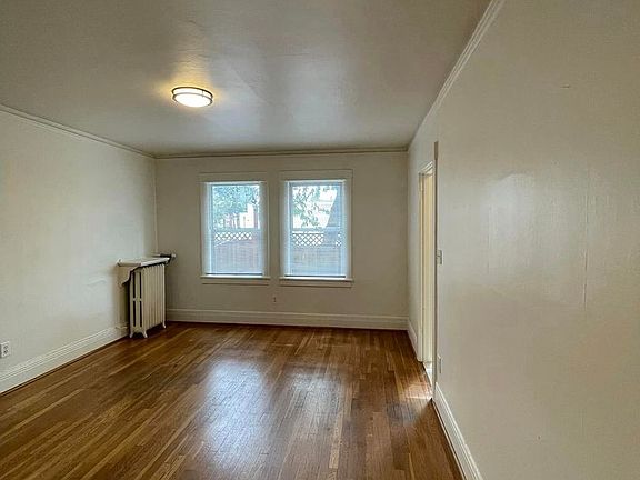2nd image of 1305 E Denny Way APT 109
