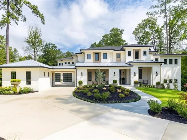 4415 Blackland Dr NE, Marietta, GA 30067