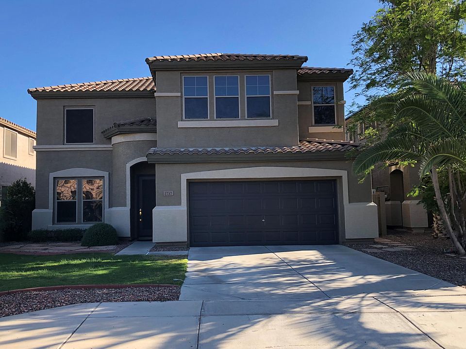 1st image of 2737 W Redwood Ln
