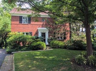 138 Crestmont Ln, Cincinnati, OH 45220