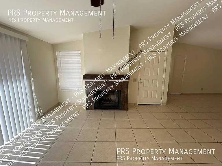 1762 W Colt Rd — Photo 8