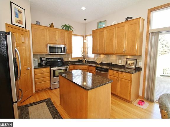 3rd image of 2398 Manuela Dr
