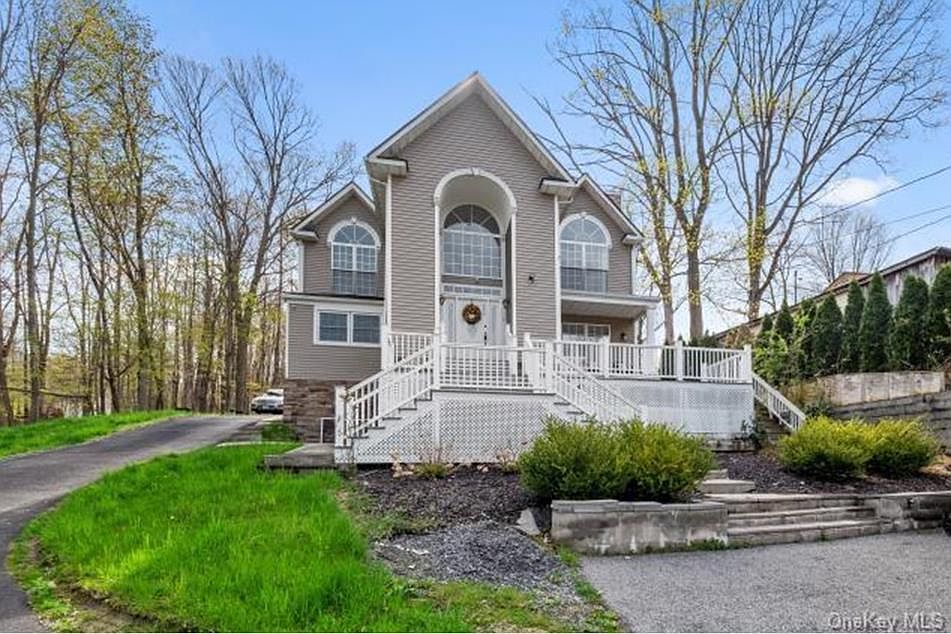 490 Tally Ho Rd, Middletown, NY 10940 Zillow