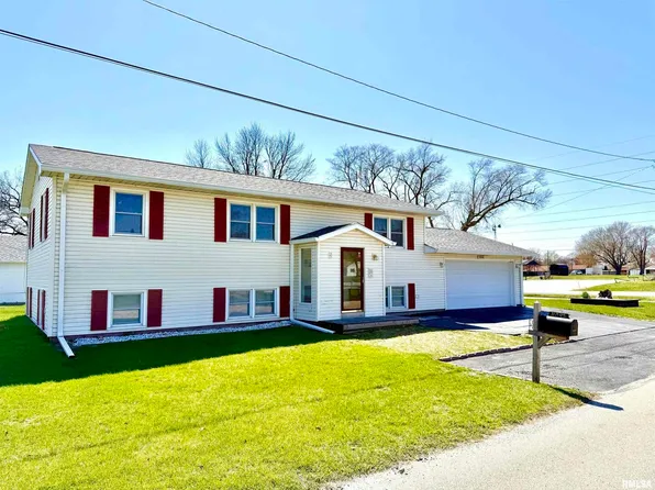 102 E 7th Ave, Colona, IL 61241