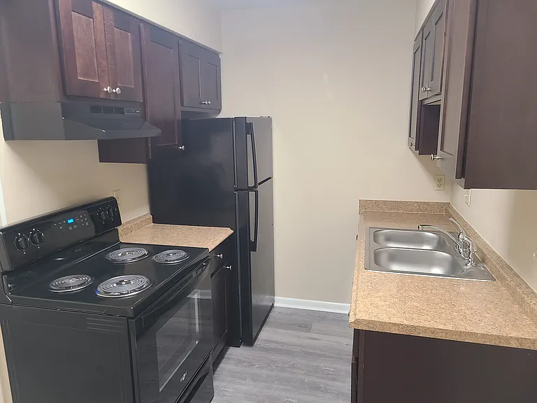 Jaymar Apartments — Photo 49