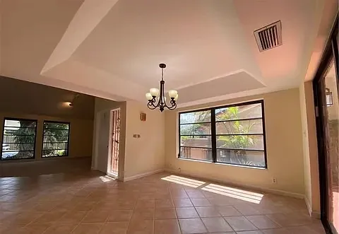 8321 SW 39th Ct — Photo 7