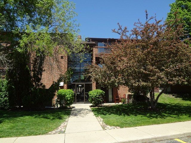 1st image of 1914 Country Dr APT 302