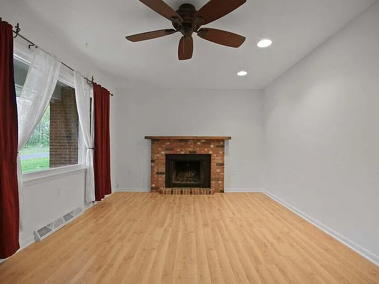 3205 Pioneer Dr #A — Photo 17