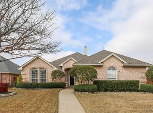 8205 Lost Maple Dr, North Richland Hills, TX 76182