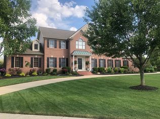 435 Pinehurst Dr, Akron, OH 44333