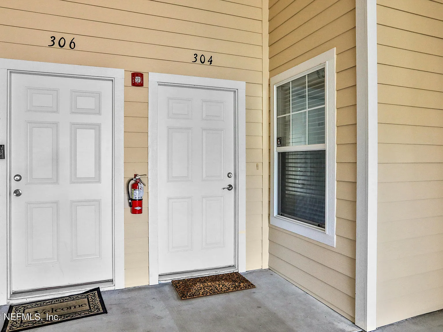 2 bed, 2.0 bath, 1158 sqft, $1,550 — Photo 3