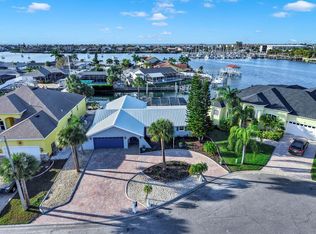 6344 Cottonwood Ln, Apollo Beach, FL 33572