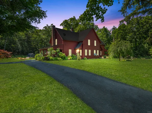 285 East Street, Stafford, CT 06076