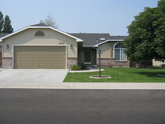 Closer street view