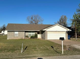 402 Crestwood, Enid, OK 73701